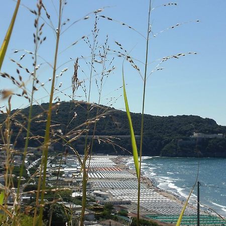 La Rosa Dei Venti Villa Gaeta Exteriör bild