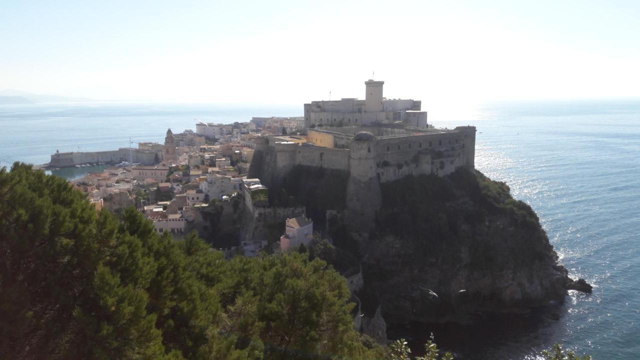 La Rosa Dei Venti Villa Gaeta Exteriör bild